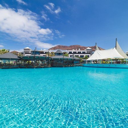 H10 Rubicon Horizons Collection (Adults Only) Hotel Playa Blanca  Exterior foto The resort's lagoon pool