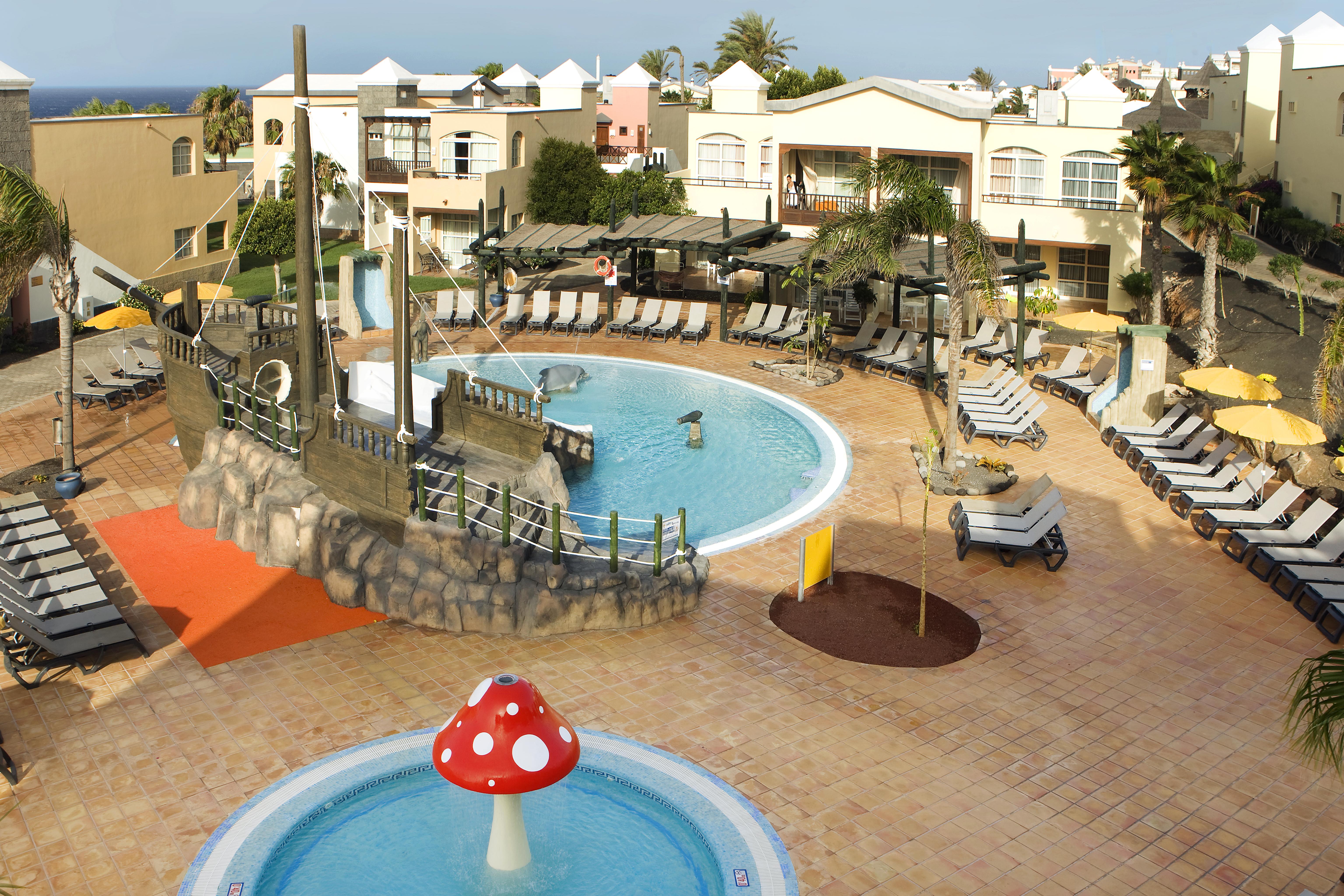 H10 Rubicon Horizons Collection (Adults Only) Hotel Playa Blanca  Exterior foto Club Hotel Calma Gran Magal