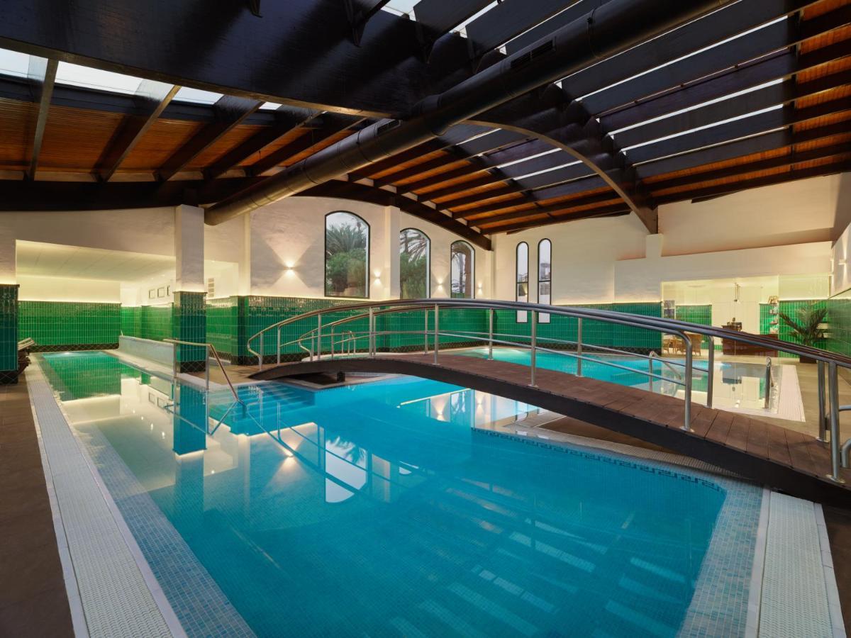 H10 Rubicon Horizons Collection (Adults Only) Hotel Playa Blanca  Exterior foto The swimming pool at the hotel